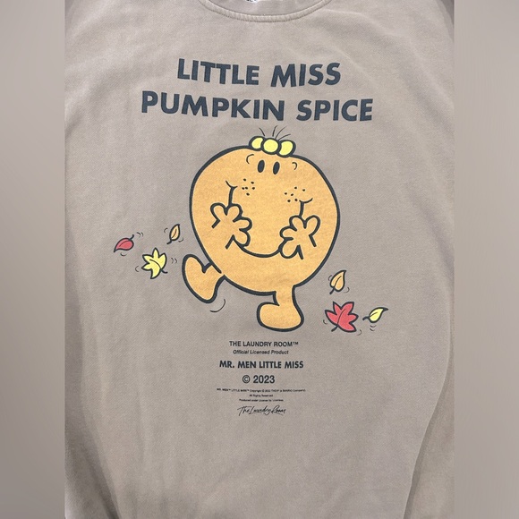 Little Misss Pumpkin Spice Crewneck 🎃 - Picture 3 of 7
